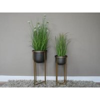 Product photograph of Planters - 8721 Set Of 2 from Choice Furniture Superstore