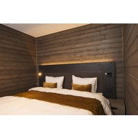 Hamburg - Longyearbyen - Svalbard Hotell | Polfareren.