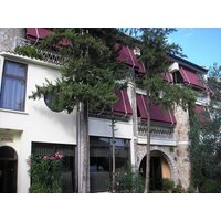 Nürnberg - Tiranë - Hotel Baron.