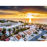 Düsseldorf - Paphos - Helios Bay Hotel and Suites.