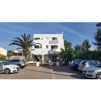 Hamburg - Frejus - Hotel Sable Et Soleil - Port, Plage & Jacuzzi.