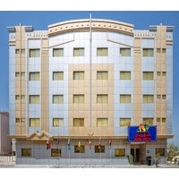 Hamburg - Dubai - Royal Hotel.