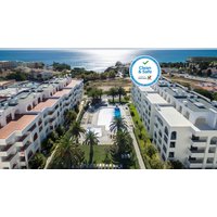 Hamburg - Portimao - Ukino Terrace Algarve Concept.