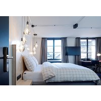 Frankfurt - Luzern - The Lubo - self check-in.