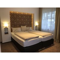 Stuttgart - Timmendorfer Strand - Petersen's Landhaus.