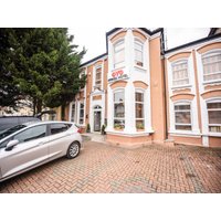 Memmingen - London - Arinza Hotel, London Ilford.