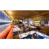 Düsseldorf - Gstaad - GOLFHOTEL Les Hauts de Gstaad & SPA.