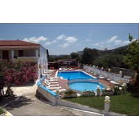 Berlin - Moraitika - Leftis Romantica.