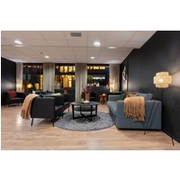 Stuttgart - Tromsø - Enter Skansen Hotel.