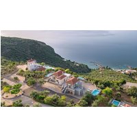 München - Kardamyli - Searocks Exclusive Village.