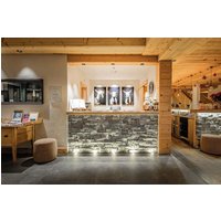 Düsseldorf - Gstaad - Hotel Spitzhorn Superieur.