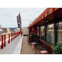 Berlin - Helsinki - Bob W Helsinki Kamppi.