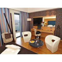 Düsseldorf - Kalamata - Elektra Hotel & Spa.