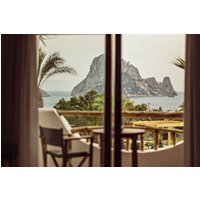 Leipzig Halle - San José de Sa Talaia - Petunia Ibiza, a Beaumie.