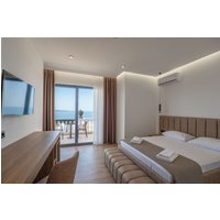 Berlin - Sarandë - Keos Hotel.