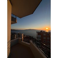 Berlin - Sarandë - BLUE WAVES.