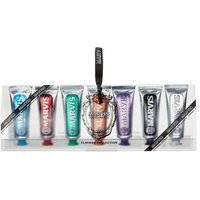 Коллекция зубных паст разных вкусов Marvis .
Коллекция зубных паст разных вкусов Marvis .