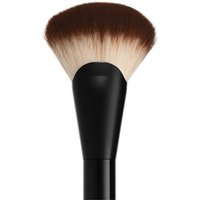 NYX Professional Makeup Pro Fan Brush
NYX Professional Makeup Pro Fan Brush