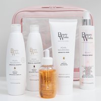 Beauty Works x Molly Mae Haircare Gift Set
Beauty Works x Molly Mae Haircare Gift Set