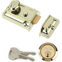 Yale 77 Traditional Nightlatch 60mm - Brass
Yale 77 Traditional Nightlatch 60mm - Brass