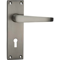 Homebuild Victorian Straight Long Backplate Lock Lever Set - Brushed Nickel
Homebuild Victorian Straight Long Backplate Lock Lever Set - Brushed Nickel