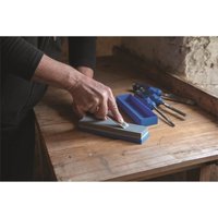 Silverline Silicon Carbide Combination Sharpening Stone Fine / Medium Grade
Silverline Silicon Carbide Combination Sharpening Stone Fine / Medium Grade