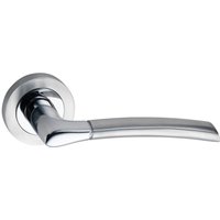 Sandleford Kenton Lever On Rose Set - Dual Tone Polished & Brushed Chrome
Sandleford Kenton Lever On Rose Set - Dual Tone Polished & Brushed Chrome