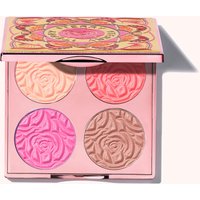 By Terry Beach Bomb Brightening CC Palette
By Terry Beach Bomb Brightening CC Palette