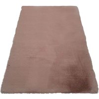 Luxury Soft Faux Fur Rug - 120x170cm - Blush
Luxury Soft Faux Fur Rug - 120x170cm - Blush