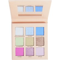 Палетка теней Revolution X Friends Changler Eyeshadow Pallette
Палетка теней Revolution X Friends Changler Eyeshadow Pallette