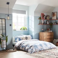 The Willow Manor Easy Care Percale King Duvet Set Mosaic Geo - Denim
The Willow Manor Easy Care Percale King Duvet Set Mosaic Geo - Denim