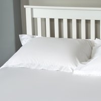 The Willow Manor 100% Cotton Percale Oxford Pillowcase Pair - Optic White
The Willow Manor 100% Cotton Percale Oxford Pillowcase Pair - Optic White