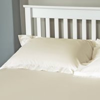 The Willow Manor 100% Cotton Percale Oxford Pillowcase Pair - Ivory
The Willow Manor 100% Cotton Percale Oxford Pillowcase Pair - Ivory
