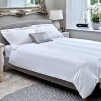 The Willow Manor Egyptian Cotton Sateen 300 Thread Count Double Duvet Set - Glacier White
The Willow Manor Egyptian Cotton Sateen 300 Thread Count Double Duvet Set - Glacier White