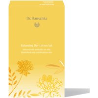 Набор лосьонов Dr. Hauschka Balancing Day Lotion Set
Набор лосьонов Dr. Hauschka Balancing Day Lotion Set