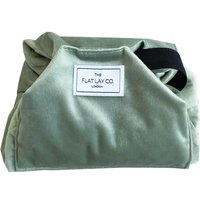 The Flat Lay Co. Drawstring Bag - Sage Green Velvet
The Flat Lay Co. Drawstring Bag - Sage Green Velvet