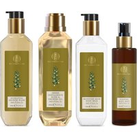 Forest Essentials Oudh and Green Tea Body Care Set
Forest Essentials Oudh and Green Tea Body Care Set