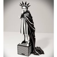 Mighty Jaxx Liberty Girl By Brandalised Figure
Mighty Jaxx Liberty Girl By Brandalised Figure