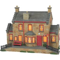 Enesco Harry Potter Illuminated Buildings Hogsmeade Station (17.8cm)
Enesco Harry Potter Illuminated Buildings Hogsmeade Station (17.8cm)
