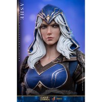 Hot Toys 1:6 Scale League of Legends Ashe Statue
Hot Toys 1:6 Scale League of Legends Ashe Statue