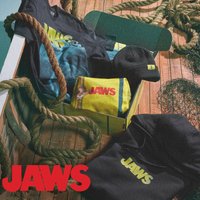 Jaws Barrel Box - Limited Edition - L, Black
Jaws Barrel Box - Limited Edition - L, Black