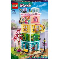 LEGO Friends: Heartlake City: Community Centre Playset (41748)
LEGO Friends: Heartlake City: Community Centre Playset (41748)