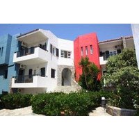 Sweet Memory Apartments.