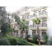 Belpoint Beach Hotel.