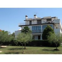 Apartments & Rooms Villa Adamovic.