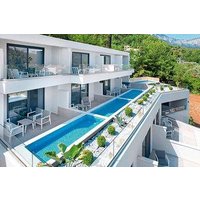 Aloe Elegant Suites.