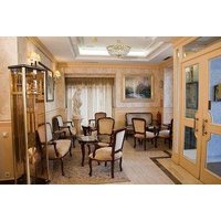 Infanta Isabel Hotel.