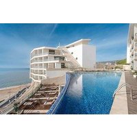 Sesimbra Oceanfront Hotel.