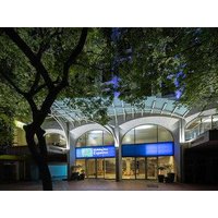 Holiday Inn Express Cape Town City Centre.