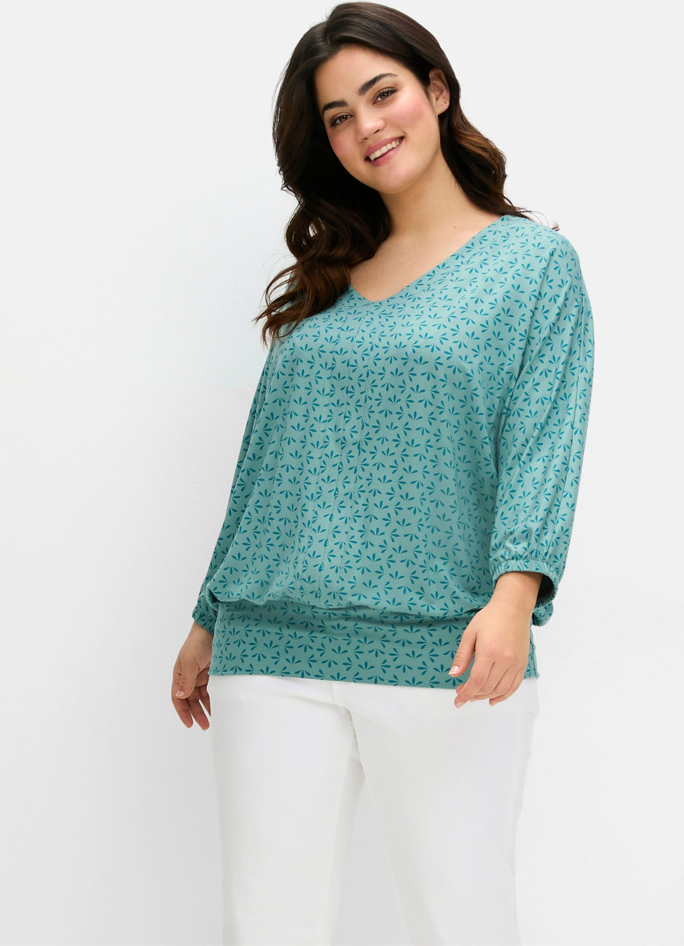 Sheego Fledermausshirt mit Minimalprint